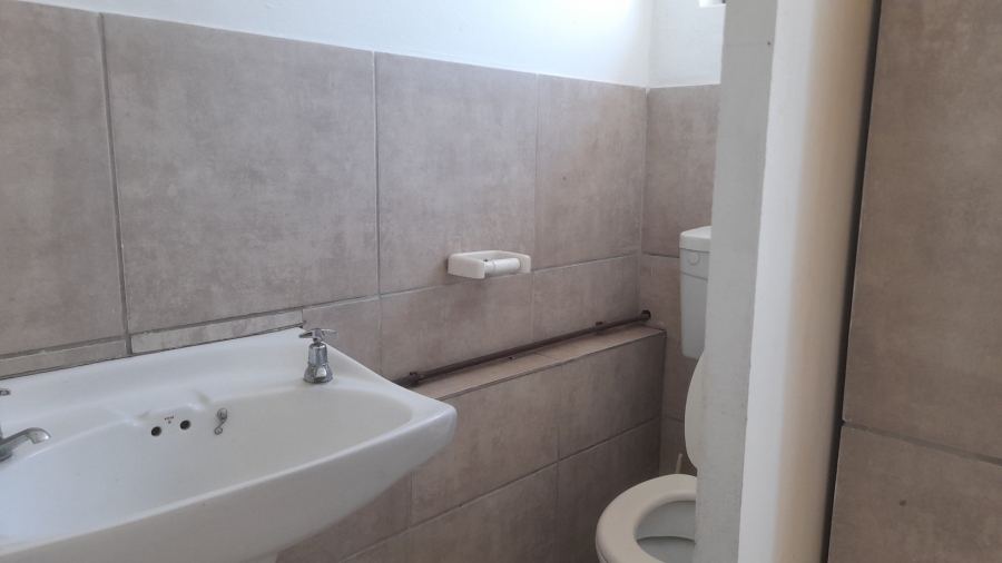 Commercial Property for Sale in Quigney Eastern Cape